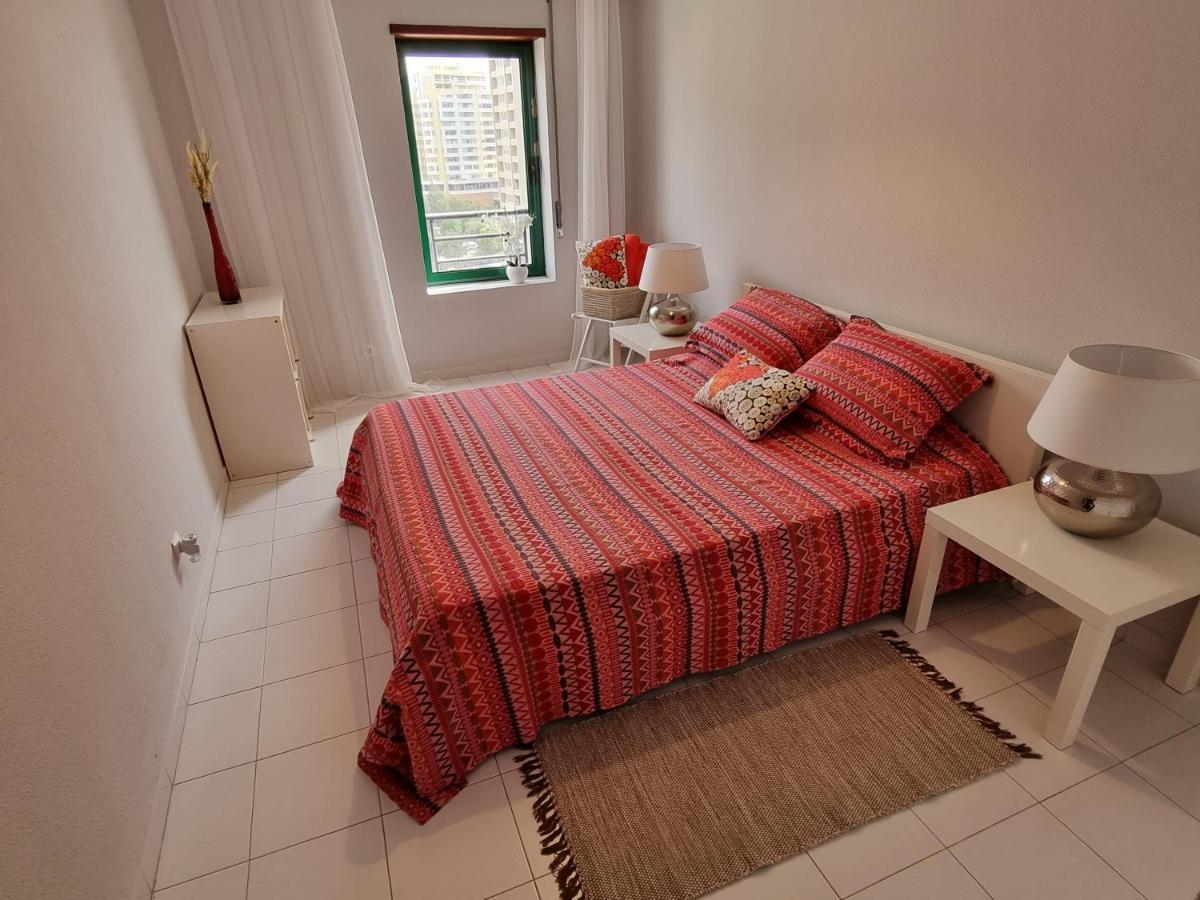 Apartamento Encantador Com Piscina Aquecida Portimão Kültér fotó